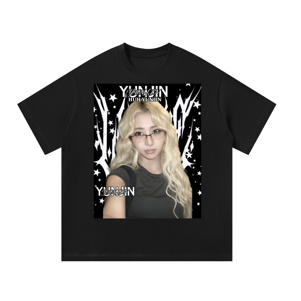 Yunjin Lesserafim Black Graphic T-Shirt