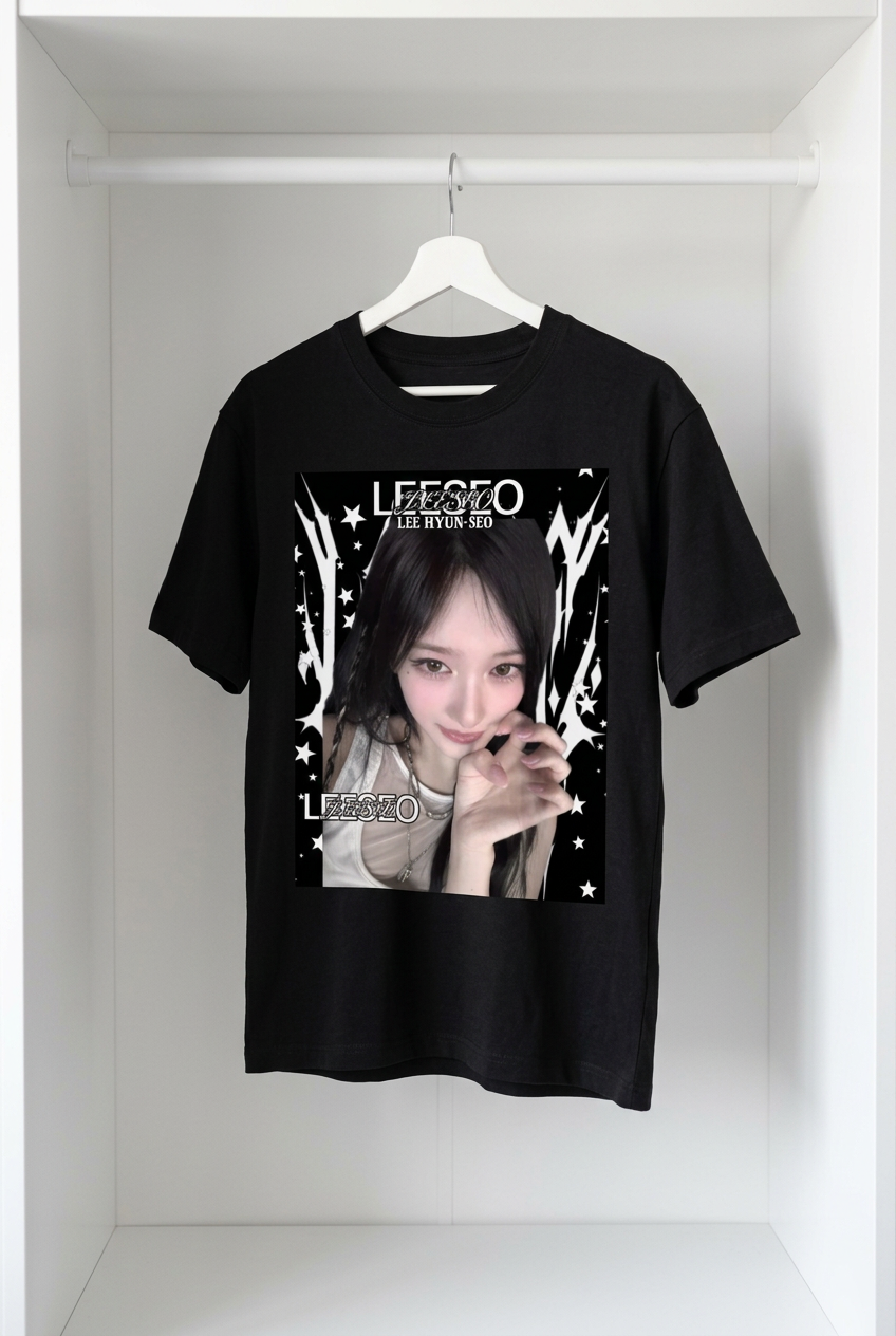 Leeseo IVE Black T-Shirt